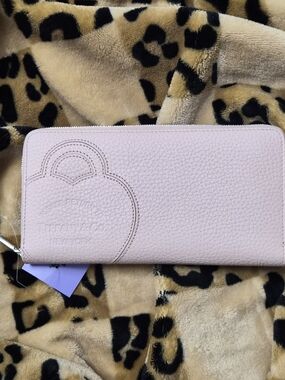 Tiffany & Co. Light Pink Pebbled Leather Zip Wallet